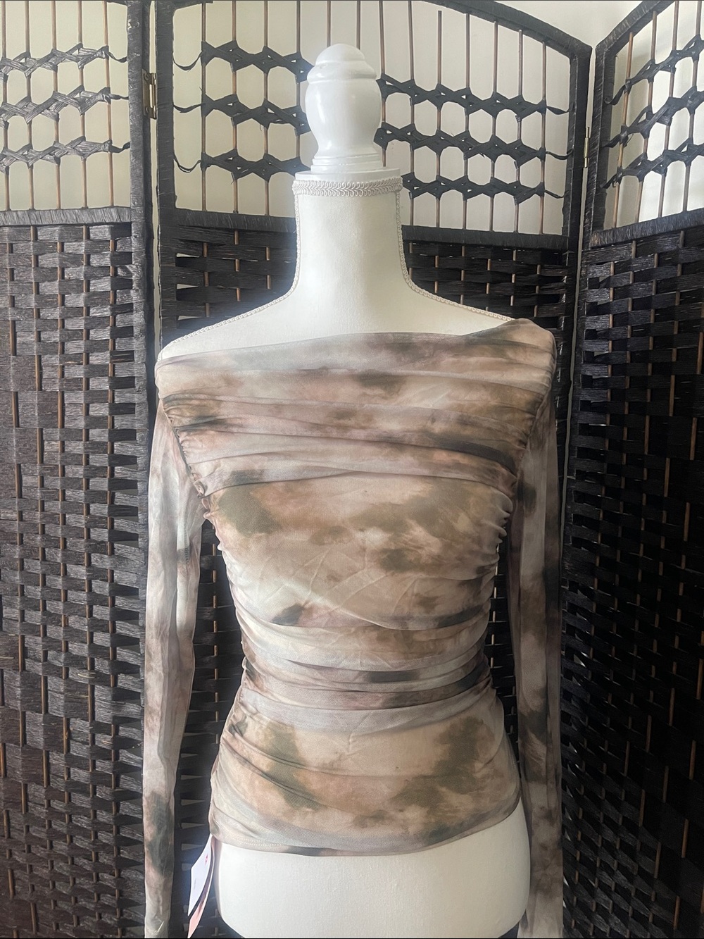 Women’s One-Shoulder Ruched Tie-Dye Long Sleeve Dress Top - Neutral Tones